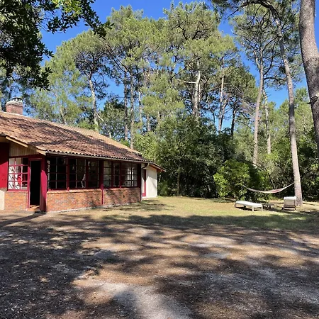 Nyaraló Cadre Exceptionnel, Tres Belle Maison En 1ere Ligne Du Lac